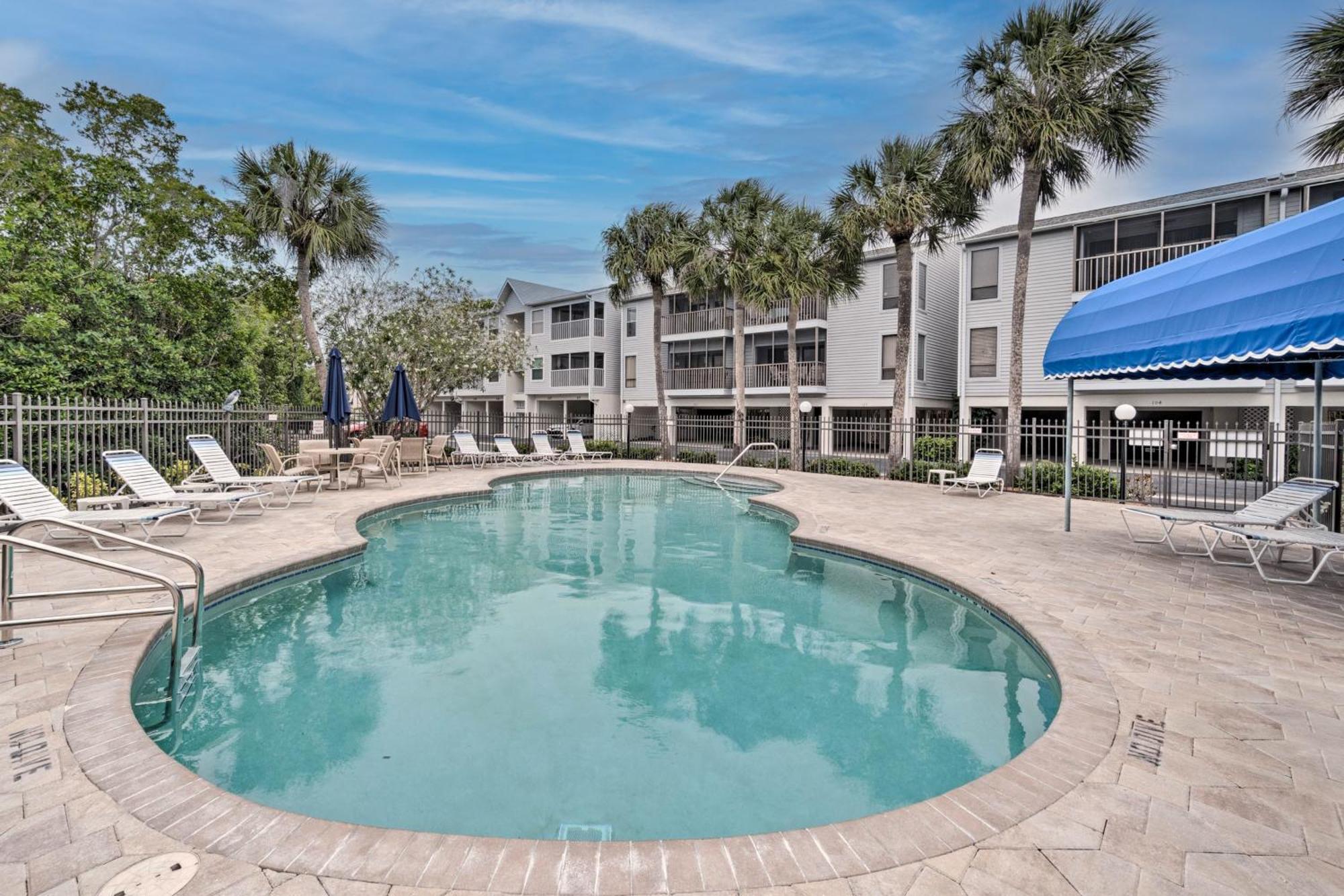Condo With Pool And Gulf Access On Anna Maria Island! Holmes Beach Eksteriør billede