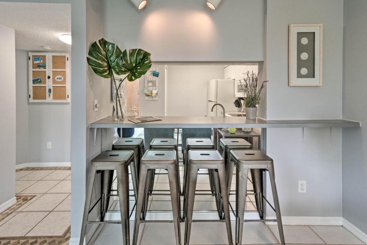 Condo With Pool And Gulf Access On Anna Maria Island! Holmes Beach Eksteriør billede